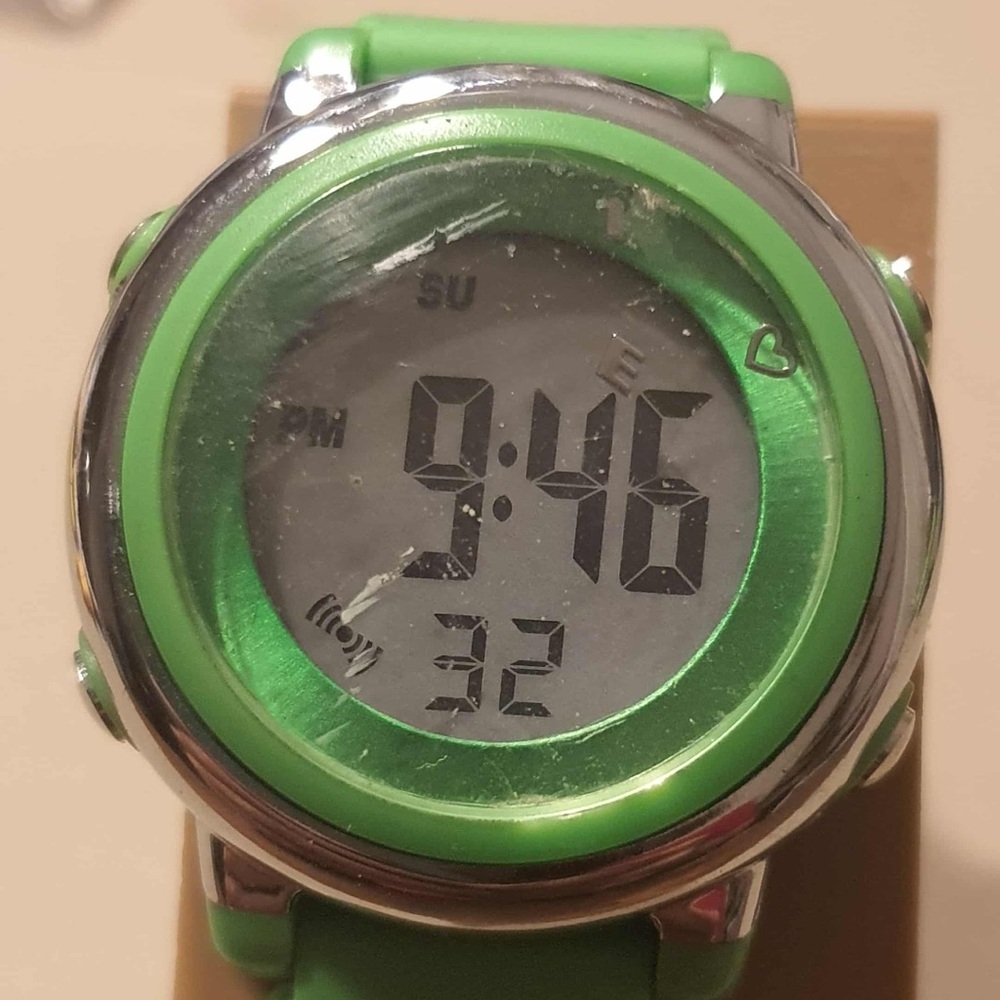 🦋10/$20🦋 Skmei Silver/Green Digital Alarm Chrono Women's Watch